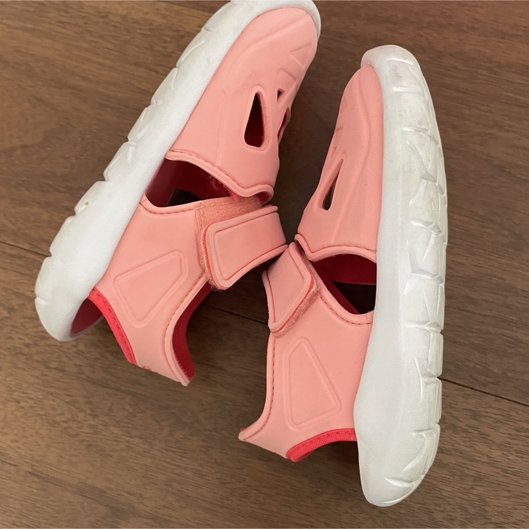 adidas(アディダス)のadidas サンダル　17cm ピンク キッズ/ベビー/マタニティのキッズ靴/シューズ(15cm~)(サンダル)の商品写真