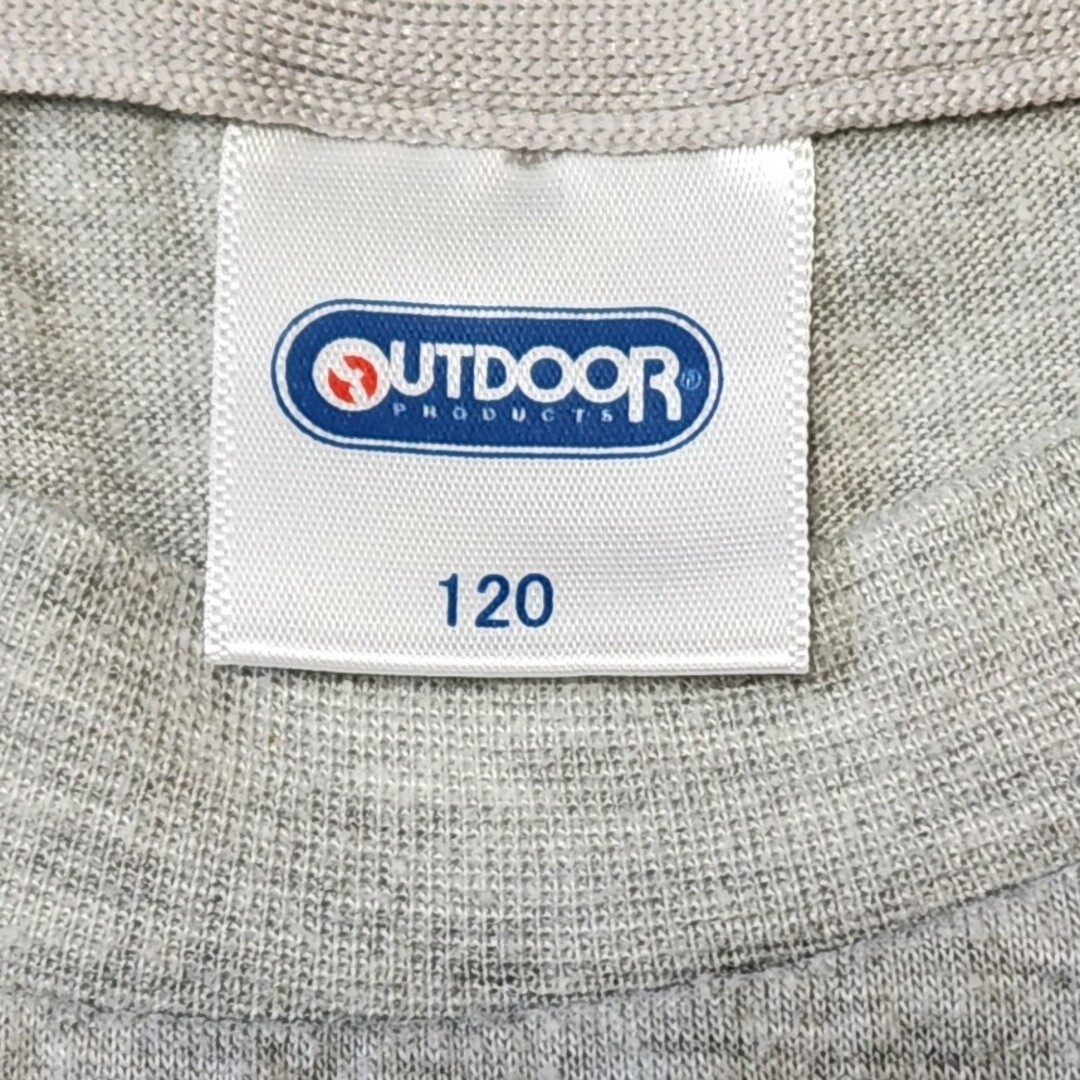 OUTDOOR(アウトドア)のポーチ付き　半袖Tシャツ　120 キッズ/ベビー/マタニティのキッズ服男の子用(90cm~)(Tシャツ/カットソー)の商品写真