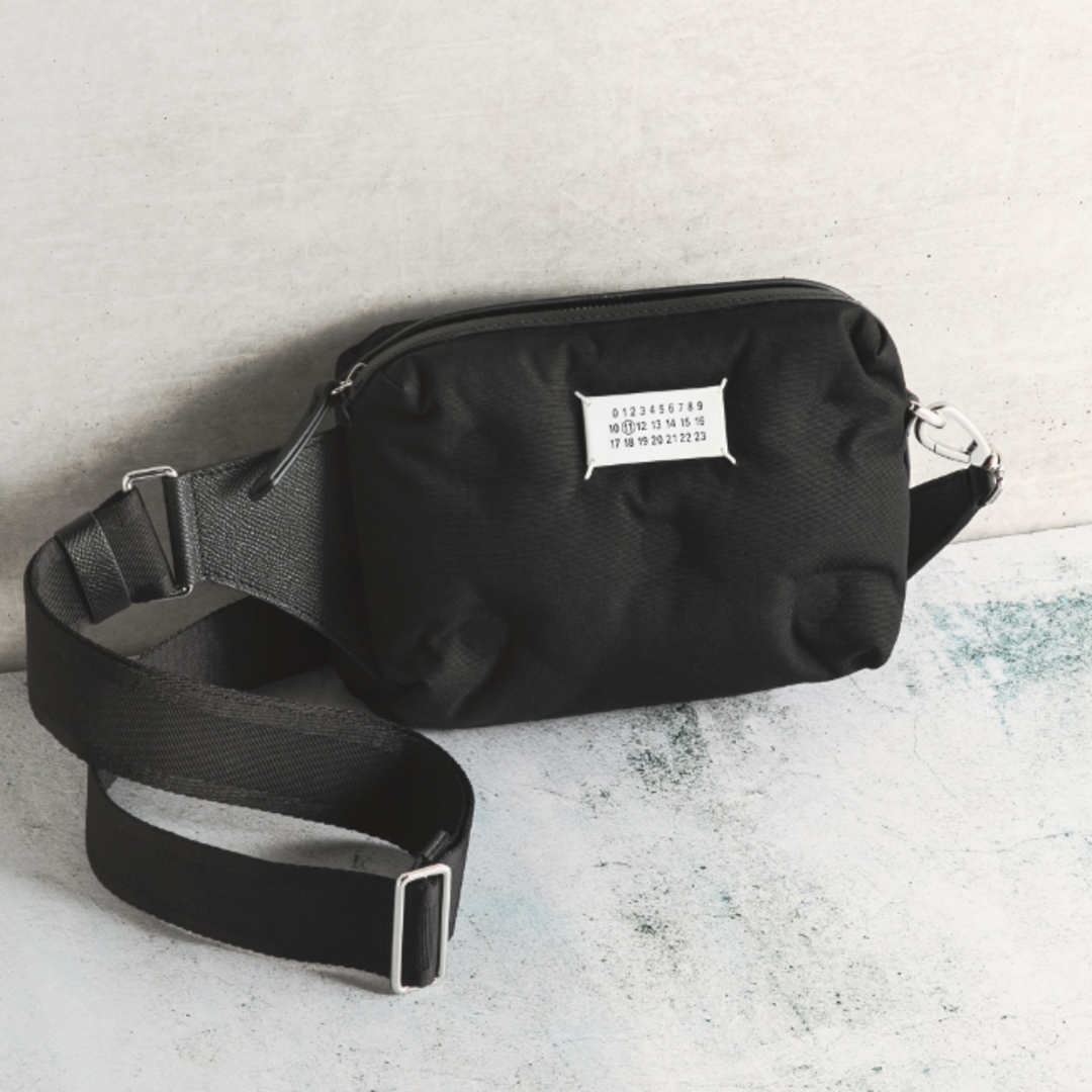 Maison Martin Margiela(マルタンマルジェラ)のメゾン マルジェラ/MAISON MARGIELA バッグ メンズ GLAM SLAM SPORT ON BODY BAG ボディバッグ/ウエストポーチ BLACK SB2WG0011-P1511-T8013 _0410ff メンズのバッグ(その他)の商品写真