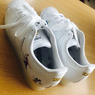 アディダス(adidas)の【新品未使用】アディダススーパースター　ディズニースニーカー　ミッキー　ドナルド(スニーカー)