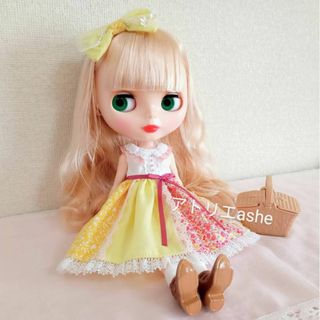 ハンドメイド「リボン付き パッチワークワンピース」ネオブライス・リカちゃんの服(人形)