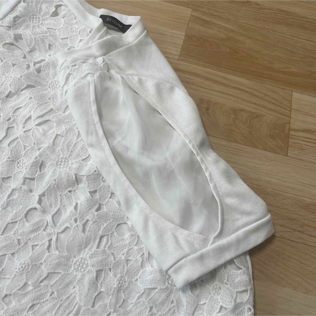 モチーフレースのカットソーTシャツ レディースのトップス(カットソー(半袖/袖なし))の商品写真