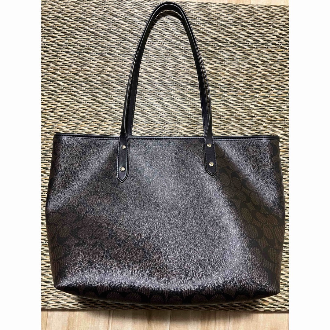 COACH(コーチ)のCOACH/コーチ/トートバッグ/ブラウン/総柄/F29358/ディズニー レディースのバッグ(トートバッグ)の商品写真