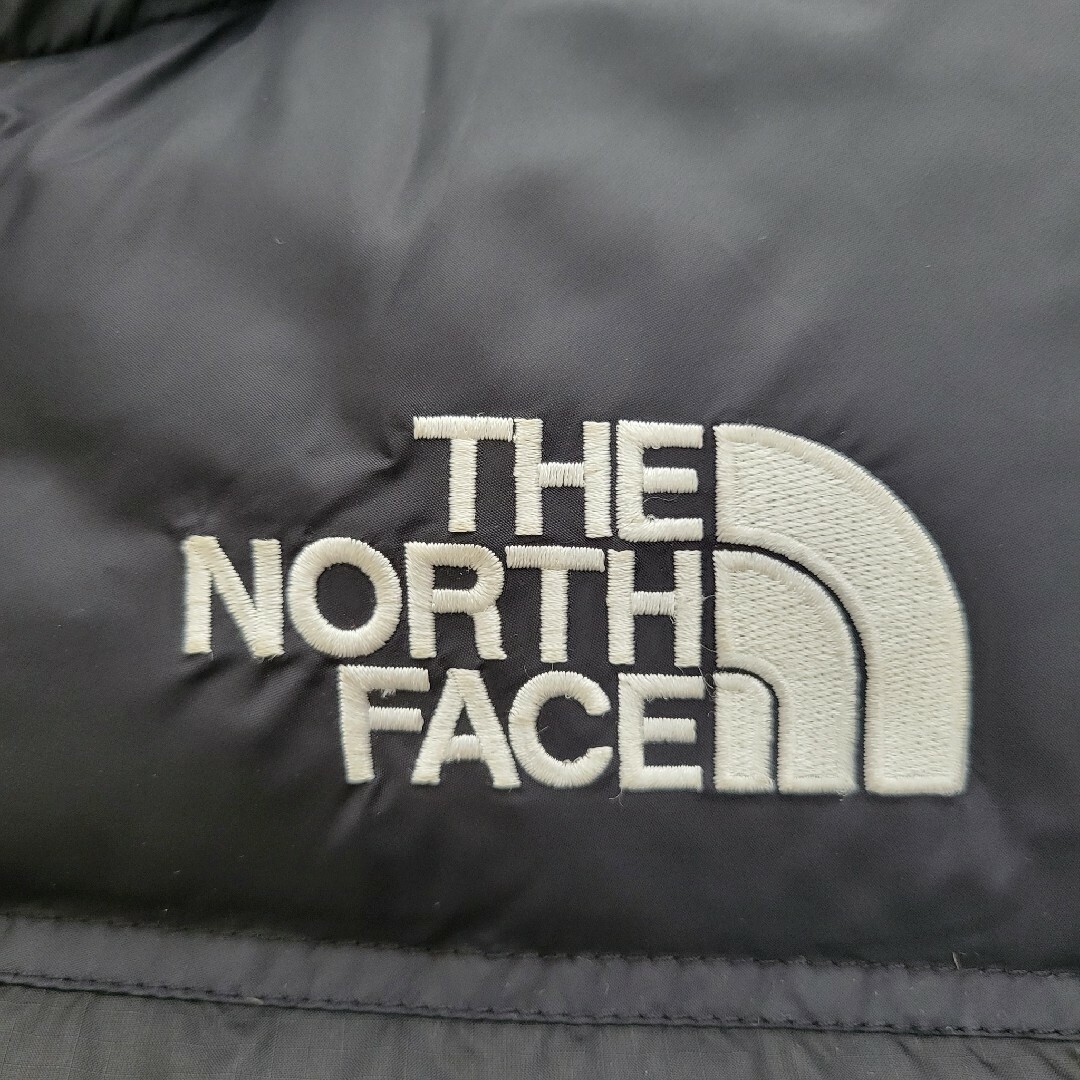 THE NORTH FACE(ザノースフェイス)の日本未発売 海外限定 ノースフェイス 1996 レトロ ヌプシ ダウンベスト L メンズのジャケット/アウター(ダウンベスト)の商品写真