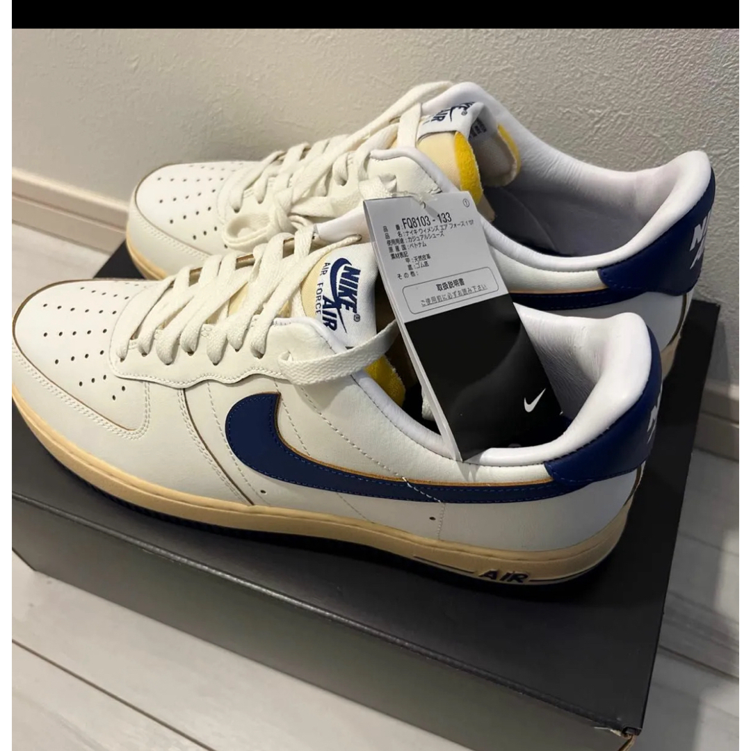 NIKE(ナイキ)の【新品未使用】Nike WMNS Air Force 1 07 メンズの靴/シューズ(スニーカー)の商品写真