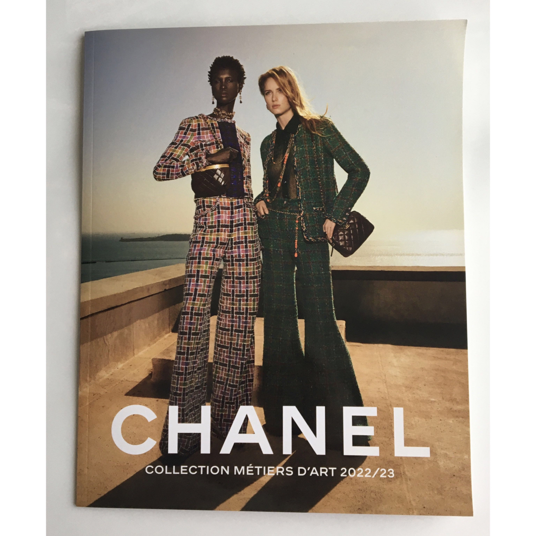 CHANEL(シャネル)のChanel シャネル メティエダール コレクション カタログ レディースのファッション小物(その他)の商品写真