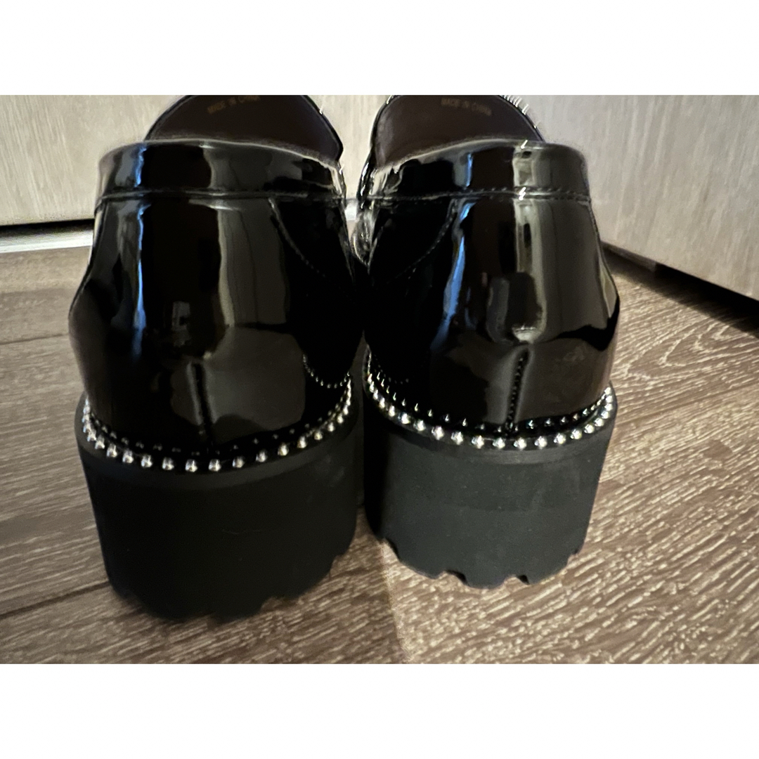 Daniella&GEMMA(ダニエラアンドジェマ)の新品　Daniella & GEMMAスタッズローファー¥17.600 レディースの靴/シューズ(レインブーツ/長靴)の商品写真