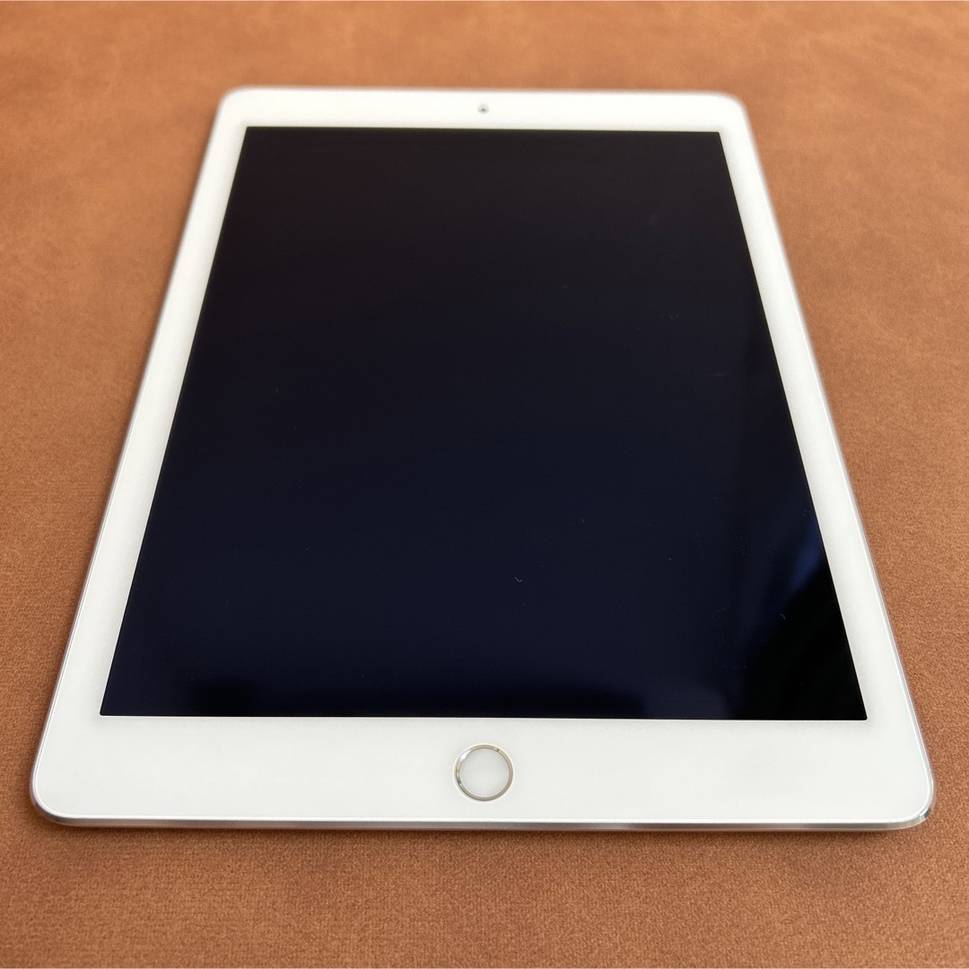 iPad(アイパッド)の6669 美品 電池最良好 iPad Air2 第2世代 16GB au スマホ/家電/カメラのPC/タブレット(タブレット)の商品写真