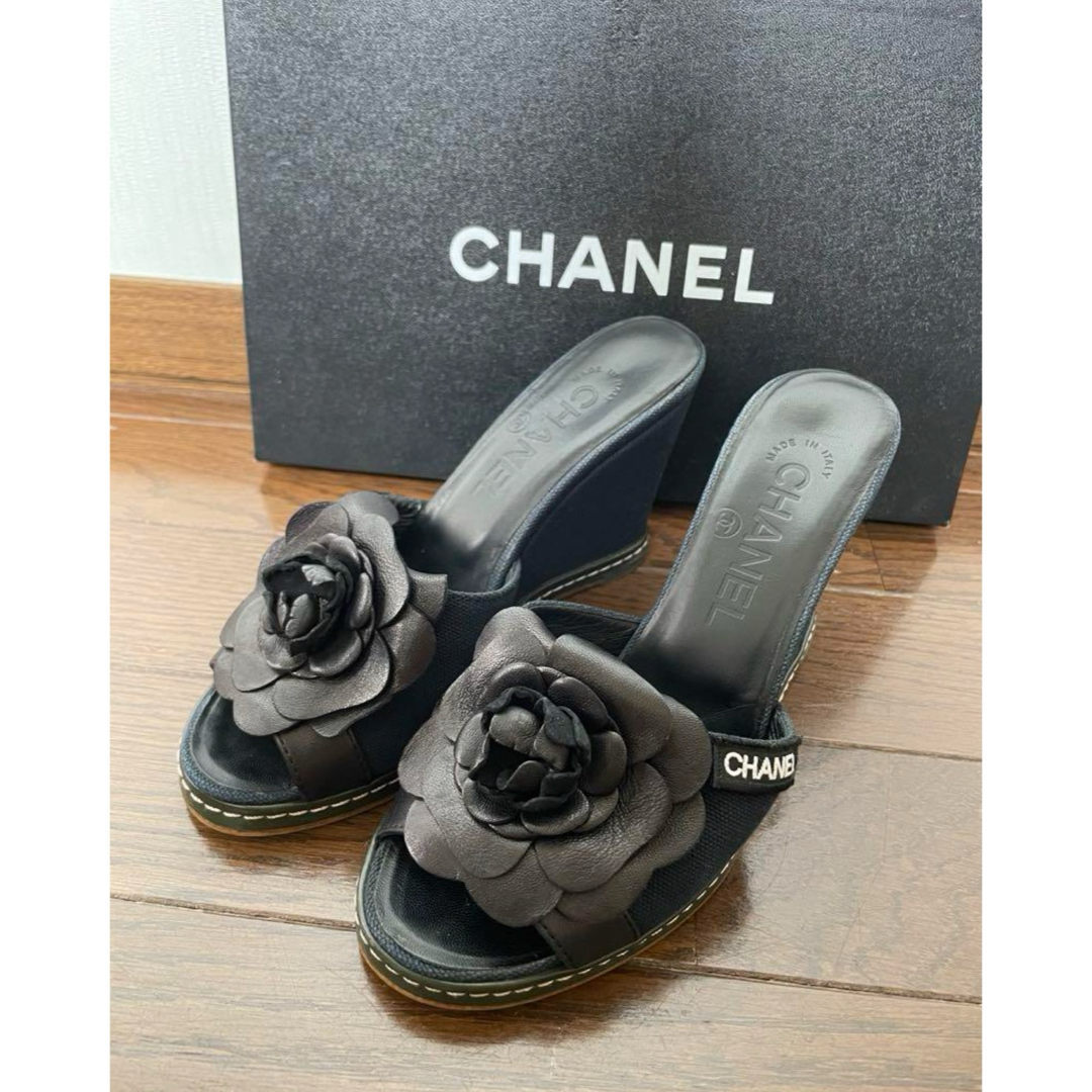 CHANEL(シャネル)のシャネル⭐︎お花が可愛いサンダル美品 レディースの靴/シューズ(サンダル)の商品写真