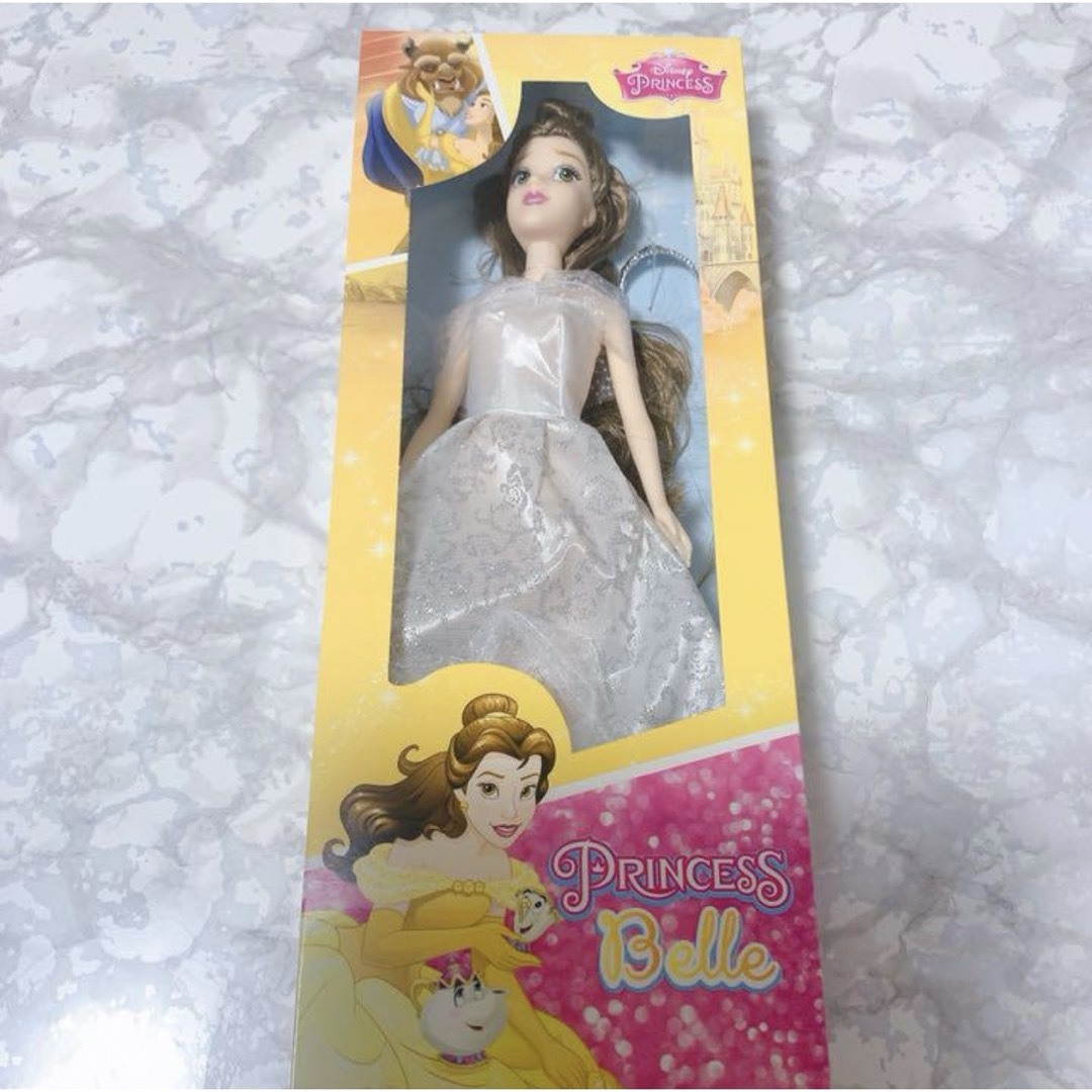 Disney(ディズニー)の美女と野獣　ベル　プリンセス　人形　着せ替え　リカちゃん　バービー　Barbie エンタメ/ホビーのおもちゃ/ぬいぐるみ(キャラクターグッズ)の商品写真