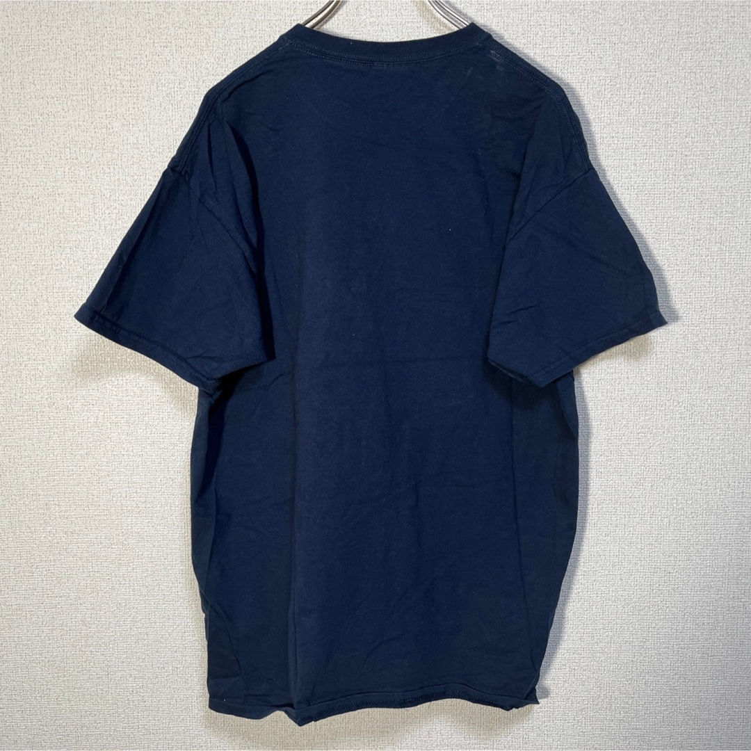 GILDAN(ギルタン)の【ギルダン】半袖Tシャツ　カレッジロゴ　オオカミ　ウルフ　ネイビーデカロゴ37 メンズのトップス(Tシャツ/カットソー(半袖/袖なし))の商品写真