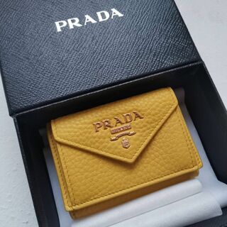 PRADA プラダ 1MH021 三つ折り 財布　新品　未使用　イエロー(財布)