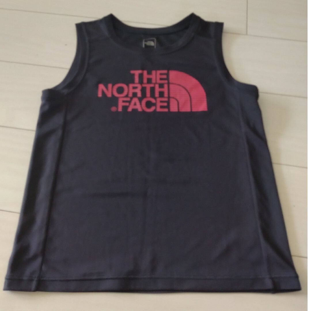 THE NORTH FACE(ザノースフェイス)のザ・ノース・フェイス　ランニングシャツ　ノースリーブ　タンクトップ　150Cm キッズ/ベビー/マタニティのキッズ服男の子用(90cm~)(Tシャツ/カットソー)の商品写真