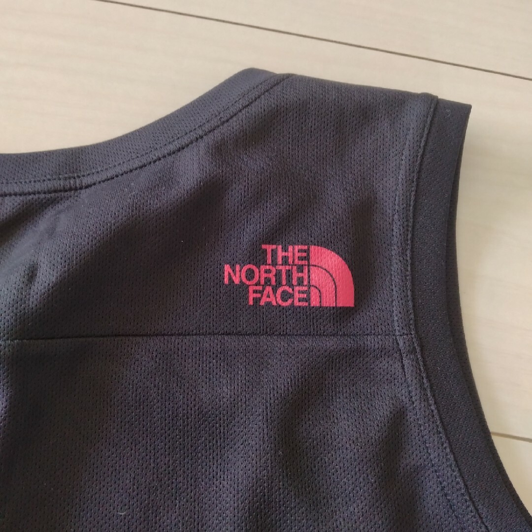 THE NORTH FACE(ザノースフェイス)のザ・ノース・フェイス　ランニングシャツ　ノースリーブ　タンクトップ　150Cm キッズ/ベビー/マタニティのキッズ服男の子用(90cm~)(Tシャツ/カットソー)の商品写真