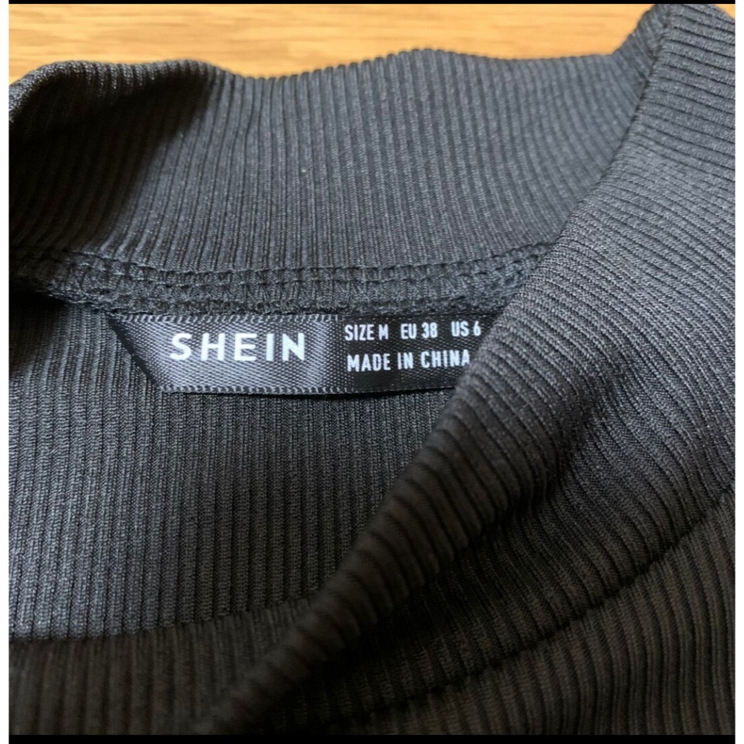 SHEIN(シーイン)のSHEIN ミニ丈Tシャツ メンズのトップス(Tシャツ/カットソー(半袖/袖なし))の商品写真