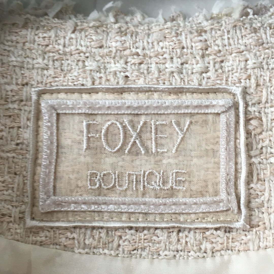 FOXEY(フォクシー)の新品未使用　定価30万　FOXEY フォクシー　セットアップ　ワンピース　スーツ レディースのワンピース(ロングワンピース/マキシワンピース)の商品写真