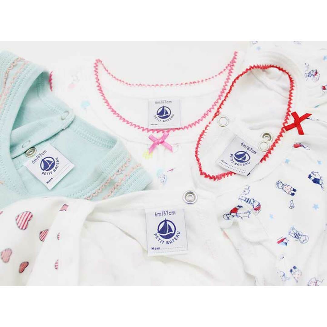 PETIT BATEAU(プチバトー)の【夏物 新入荷!】＜プチバトー/PETIT BATEAU＞67cm ノースリーブカバーオール/半袖ロンパース4点set 白＆ブルー【中古】【ネット限定】子供服 キッズ kids 女の子 夏 onepi 905042 キッズ/ベビー/マタニティのベビー服(~85cm)(カバーオール)の商品写真