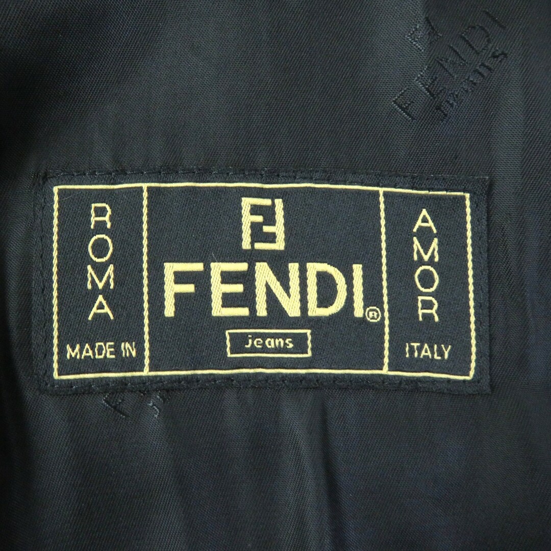 FENDI(フェンディ)の極美品△FENDI フェンディ ヴィンテージ 31 534519 ロゴボタン付き ロゴラインデザイン エコファー ジャケット ブルゾン ブラック 40 イタリア製 レディース レディースのジャケット/アウター(ブルゾン)の商品写真