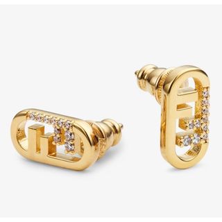 フェンディ ピアスの通販 200点以上 | FENDIのレディースを買うならラクマ フェンディ ピアスの通販 200点以上 | FENDIのレディースを買うならラクマ