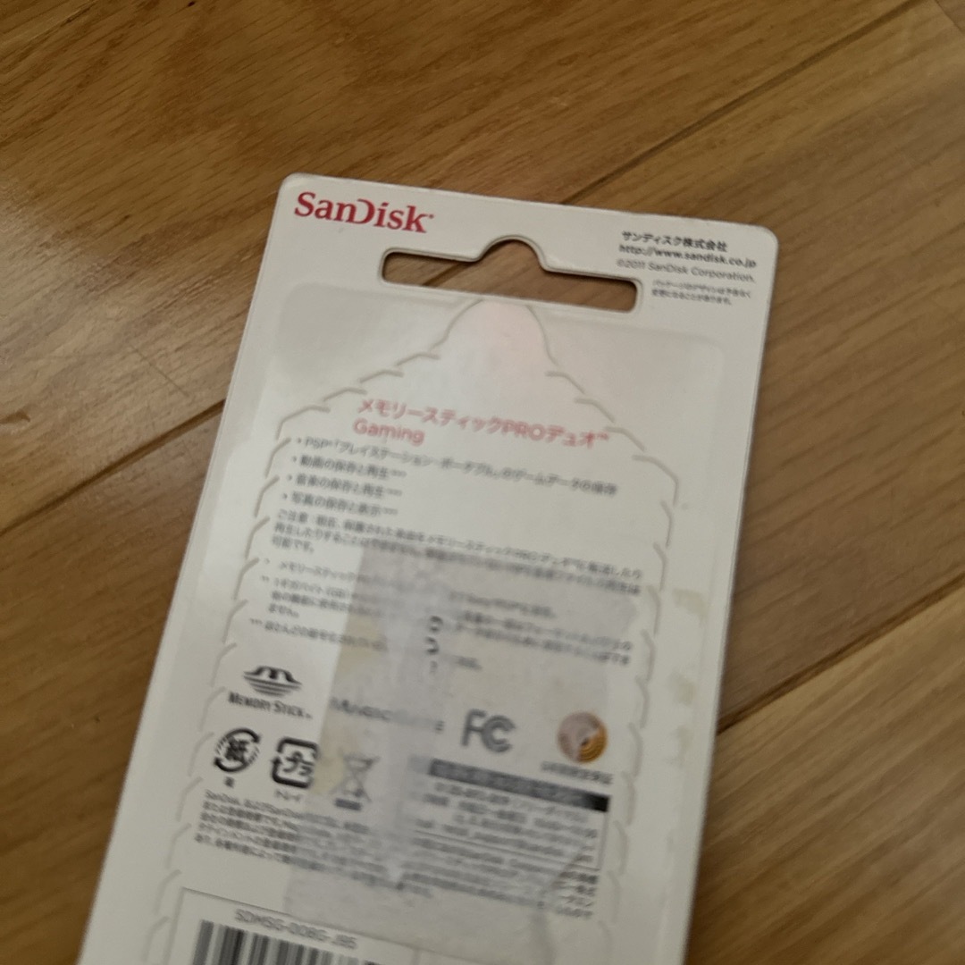 SanDisk SDMSG-008G-J95 スマホ/家電/カメラのPC/タブレット(その他)の商品写真