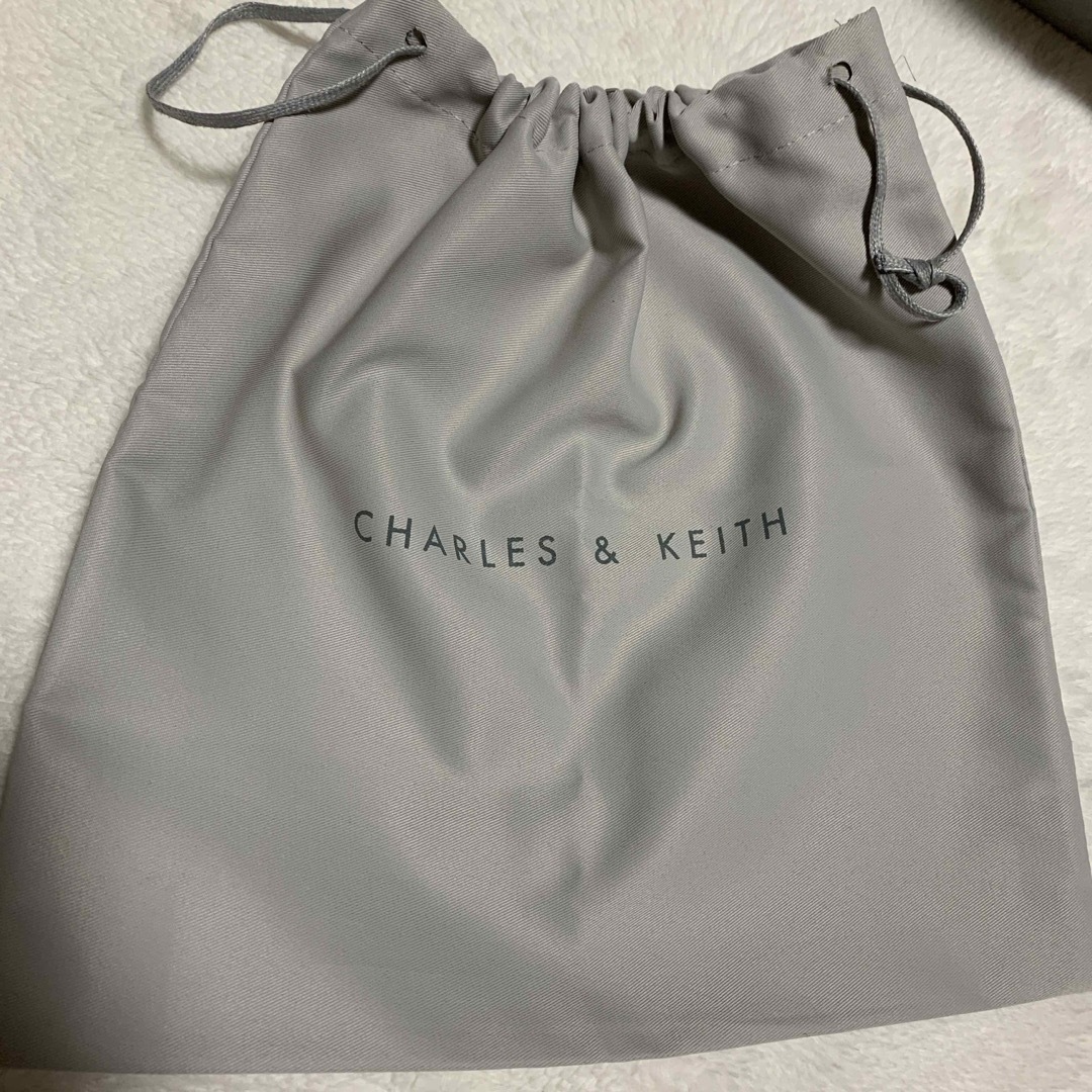 Charles and Keith(チャールズアンドキース)のチャールズアンドキース 紙袋 ショッパー 巾着 レディースのバッグ(ショップ袋)の商品写真