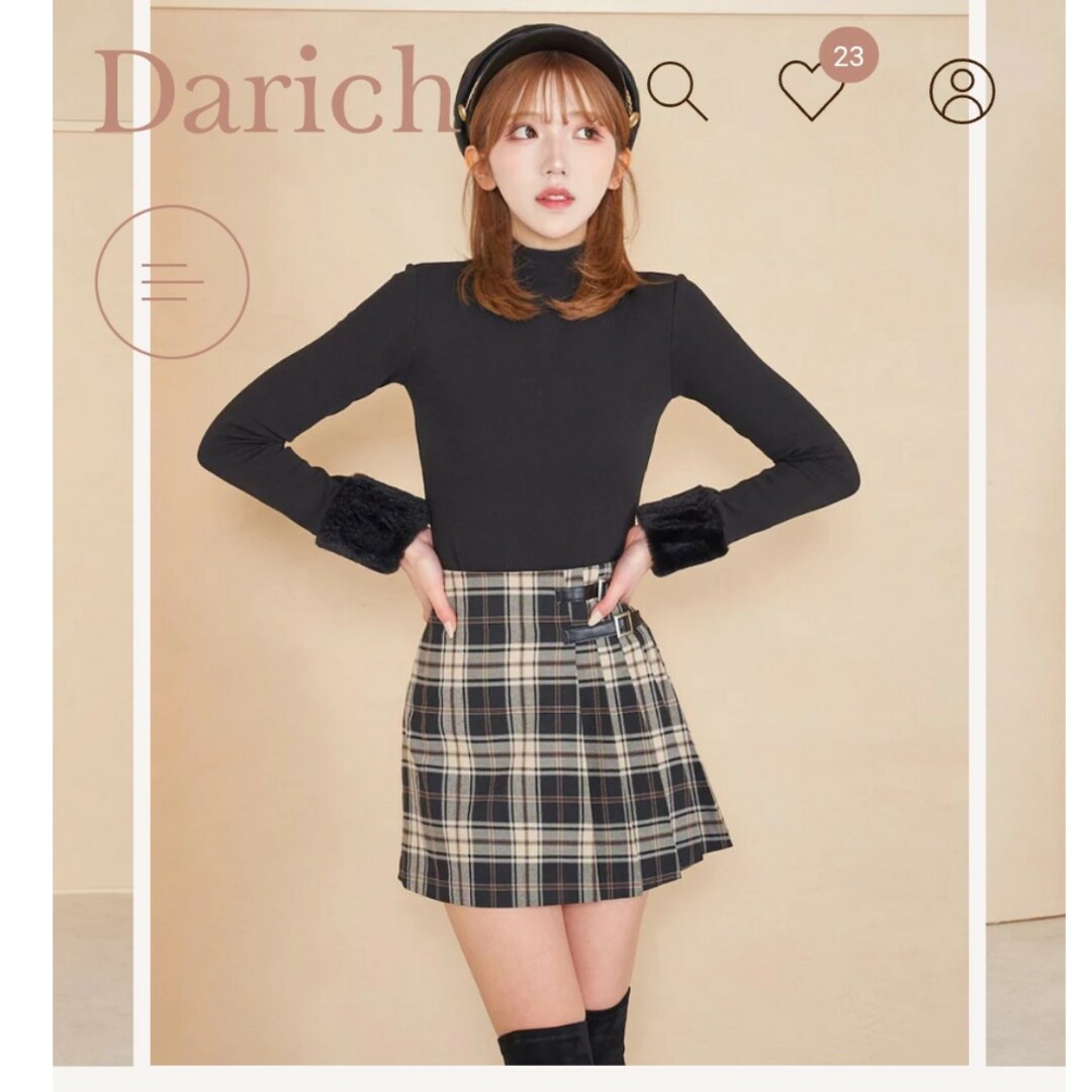 Darich(ダーリッチ)のスリーブカットファートップス　ブラック レディースのトップス(Tシャツ(長袖/七分))の商品写真