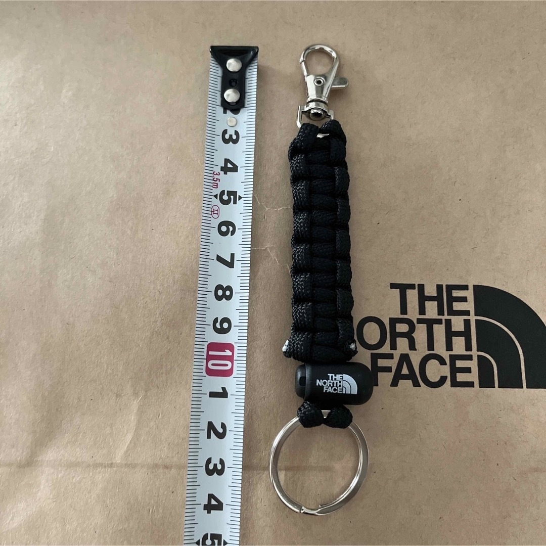 THE NORTH FACE(ザノースフェイス)のパラコード　　ノースフェイス　アウトドア　キーホルダー レディースのファッション小物(キーホルダー)の商品写真