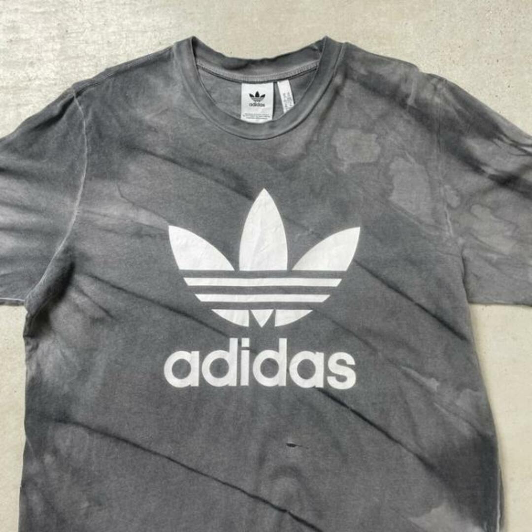 adidas(アディダス)のadidas originals アディダス トレフォイルロゴ プリントTシャツ メンズXL メンズのトップス(Tシャツ/カットソー(半袖/袖なし))の商品写真