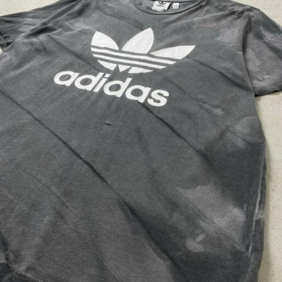 adidas(アディダス)のadidas originals アディダス トレフォイルロゴ プリントTシャツ メンズXL メンズのトップス(Tシャツ/カットソー(半袖/袖なし))の商品写真