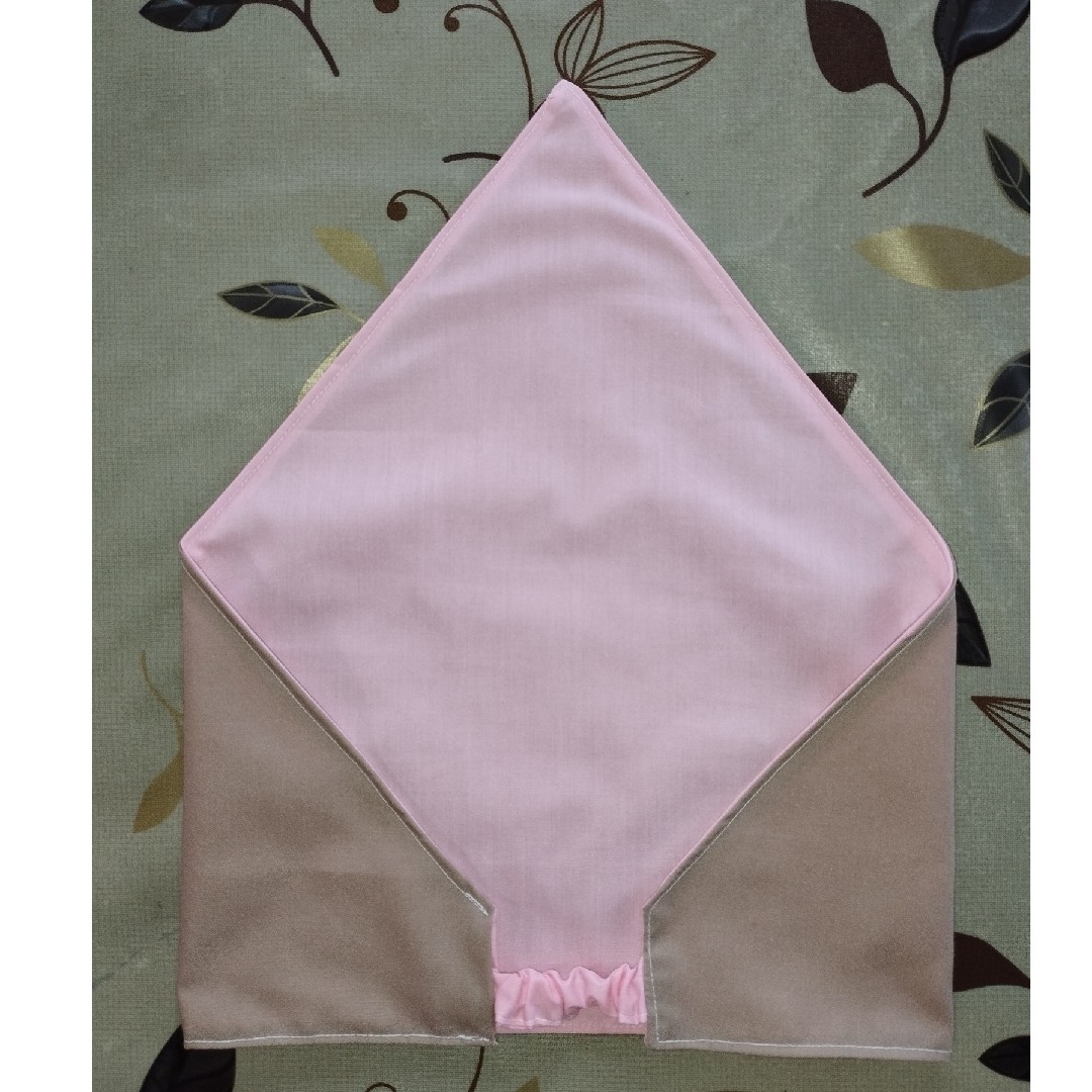 大人三角巾　ゴムタイプ　シワになり難い　ピンクベージュ ハンドメイドのファッション小物(その他)の商品写真