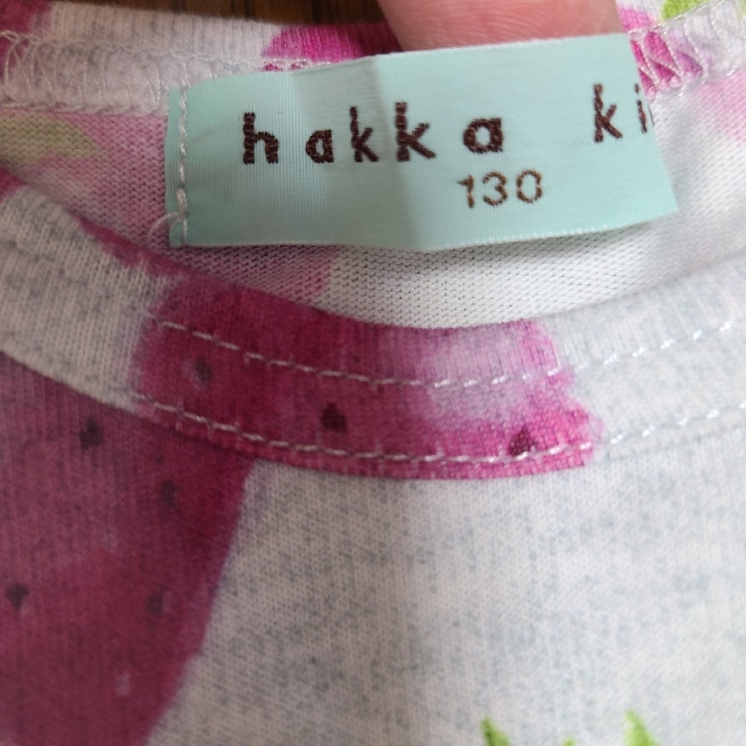 hakka kids(ハッカキッズ)のハッカキッズ 苺Tシャツ 130cm キッズ/ベビー/マタニティのキッズ服女の子用(90cm~)(Tシャツ/カットソー)の商品写真