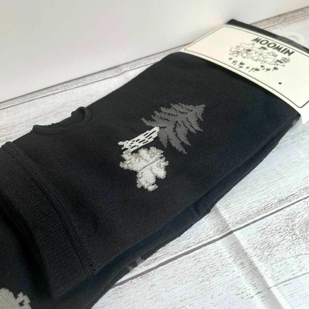 MOOMIN(ムーミン)のアームカバー ムーミン　ツリーと仲間たち　60cm丈　ブラック　冷感UV対策 レディースのファッション小物(手袋)の商品写真