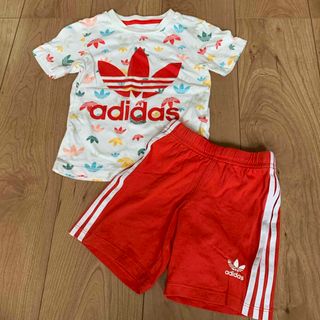 アディダス(adidas)のadidas アディダス  90cm セットアップ ベビー キッズ　総柄(Tシャツ/カットソー)