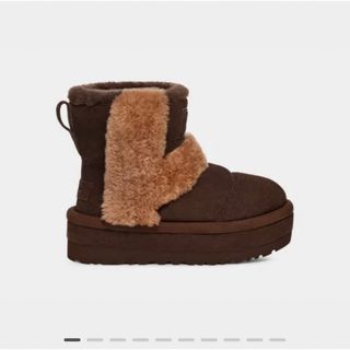 アグ(UGG)の【新品】UGGブーツ　クラシックチラピーク　Classic Chillapeak(ブーツ)