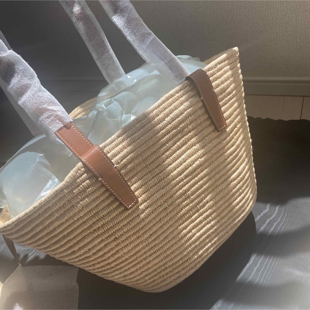 celine(セリーヌ)の【新品未使用】 CELINE トリオンフ クラシック パニエ かごバック レディースのバッグ(かごバッグ/ストローバッグ)の商品写真