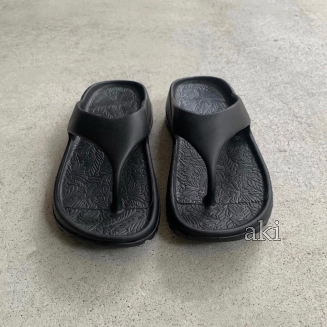 リカバリー トング サンダル ブラック 黒 25.5 〜 26cm お出かけ メンズの靴/シューズ(サンダル)の商品写真