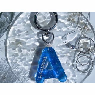 【Yoshinori】イニシャルチャーム"A"【ハンドメイド】(バッグチャーム)