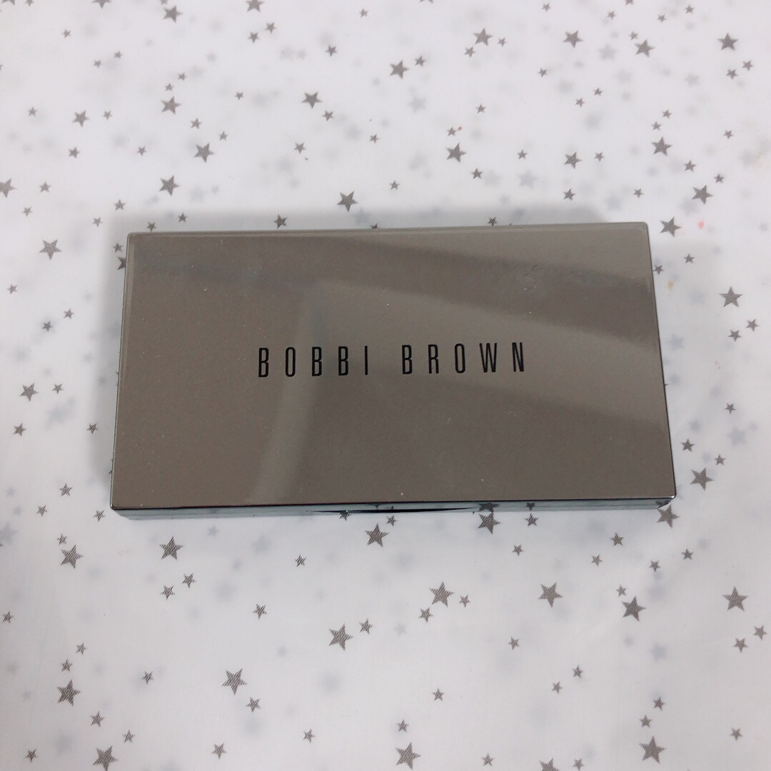 BOBBI BROWN(ボビイブラウン)のb698/ ボビイブラウン　リップバームパレット　限定品 コスメ/美容のスキンケア/基礎化粧品(リップケア/リップクリーム)の商品写真