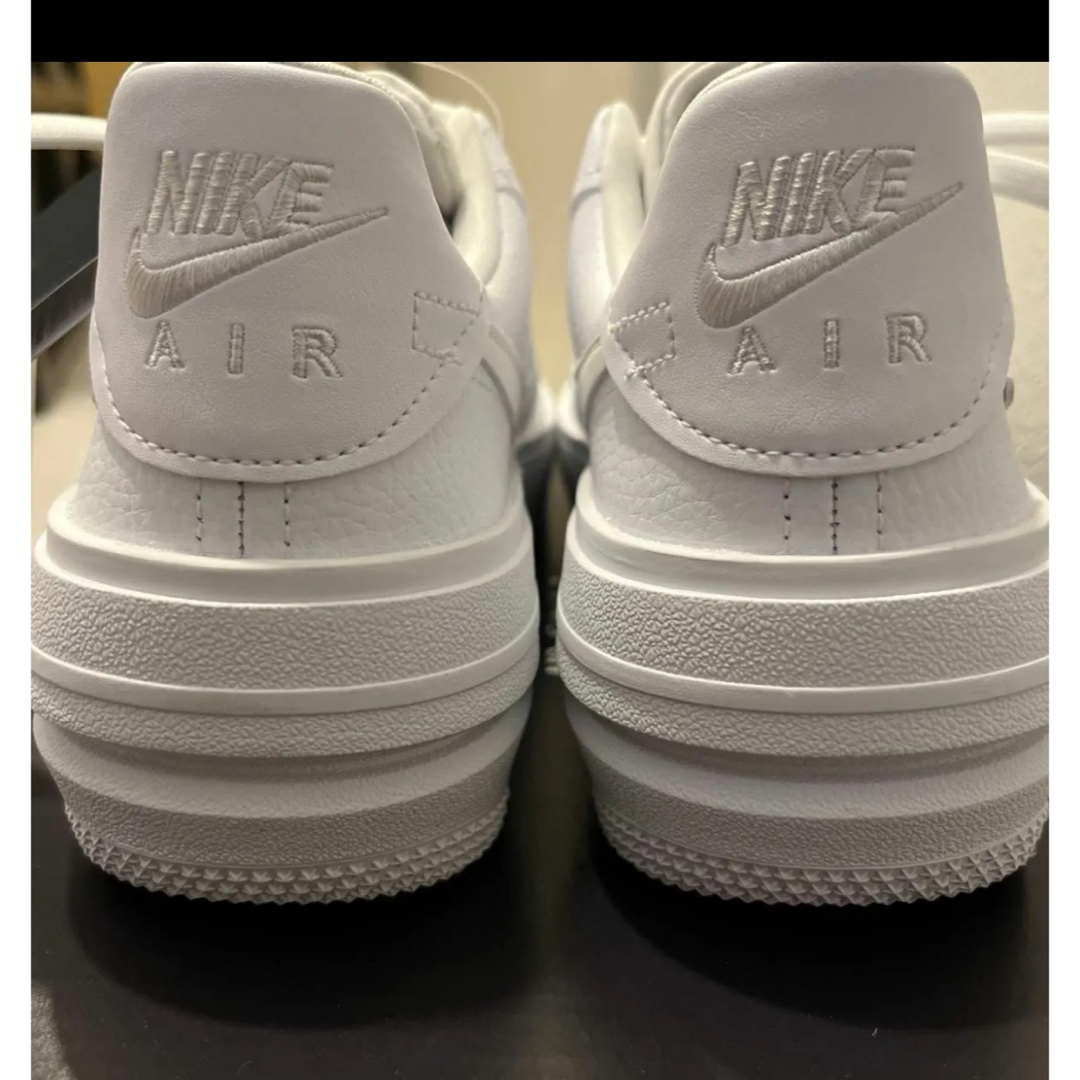 NIKE(ナイキ)の【新品未使用】Nike WMNS AIR FORCE 1 PLT.AF.ORM レディースの靴/シューズ(スニーカー)の商品写真