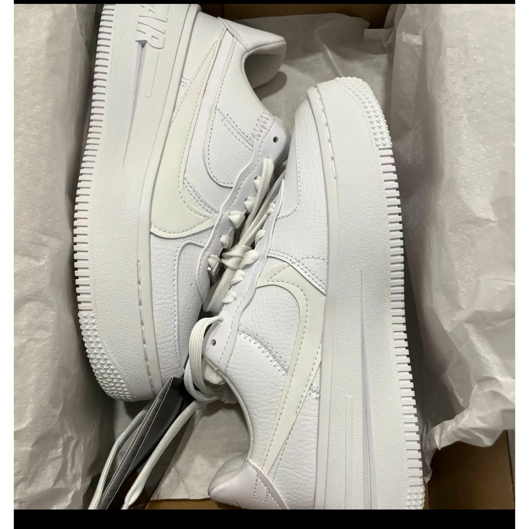 NIKE(ナイキ)の【新品未使用】Nike WMNS AIR FORCE 1 PLT.AF.ORM レディースの靴/シューズ(スニーカー)の商品写真