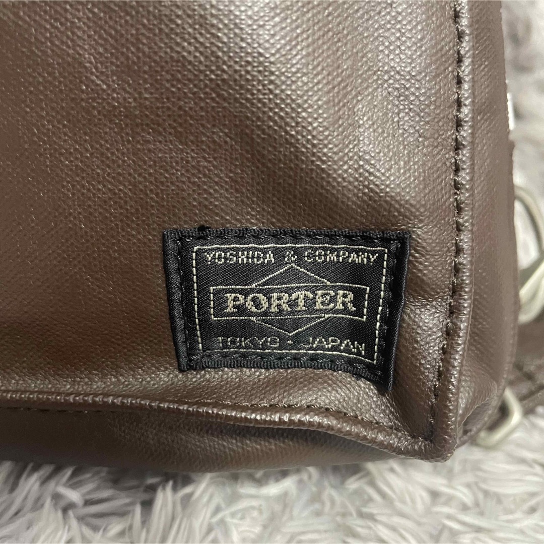 PORTER(ポーター)の極美品　PORTER ポーター フリースタイル ショルダーバッグ ダークブラウン メンズのバッグ(ボディーバッグ)の商品写真