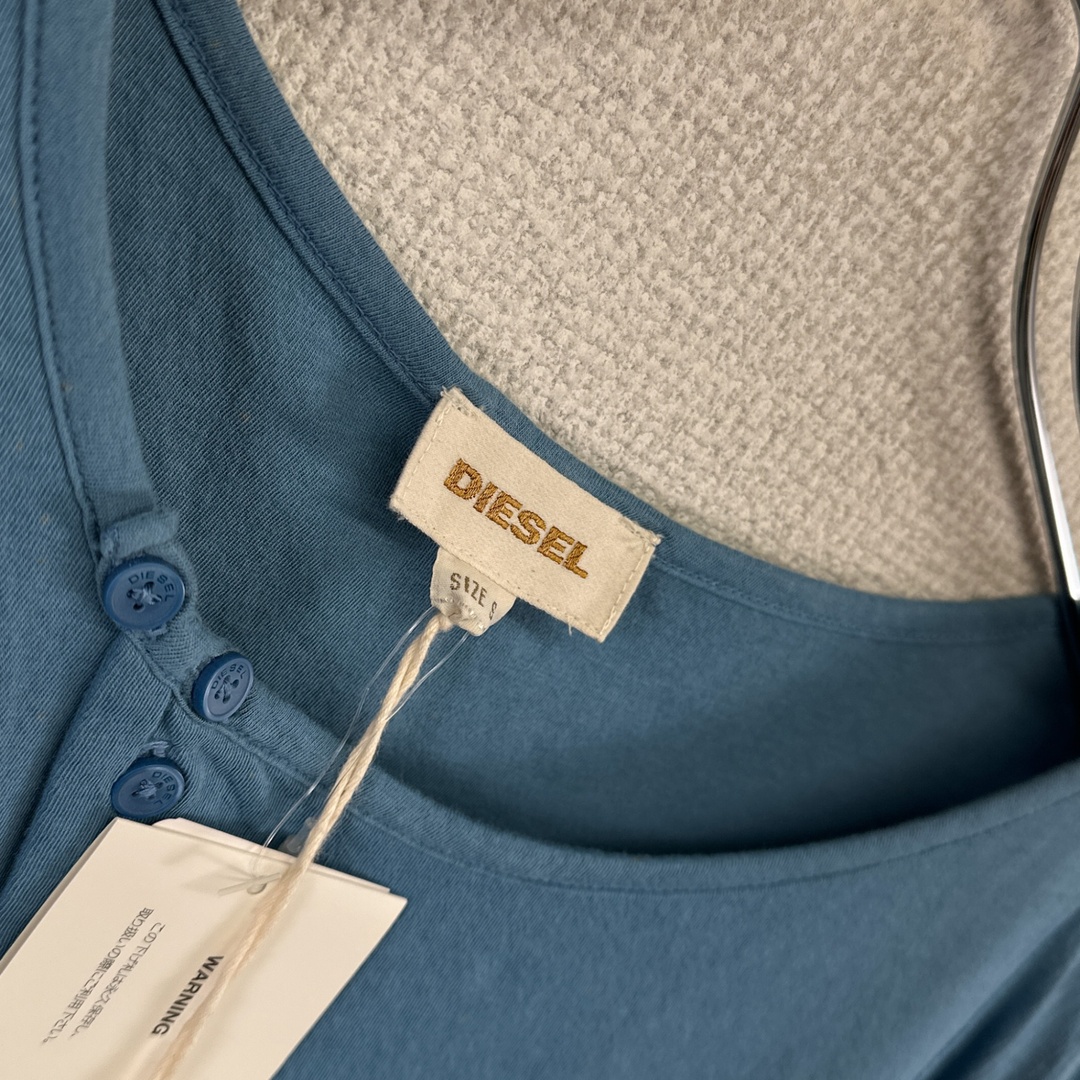 タグ付 DIESEL ディーゼル 長袖Tシャツ コットン ブルー系 サイズS ヴィンテージ 衣A ネ レディースのトップス(Tシャツ(長袖/七分))の商品写真
