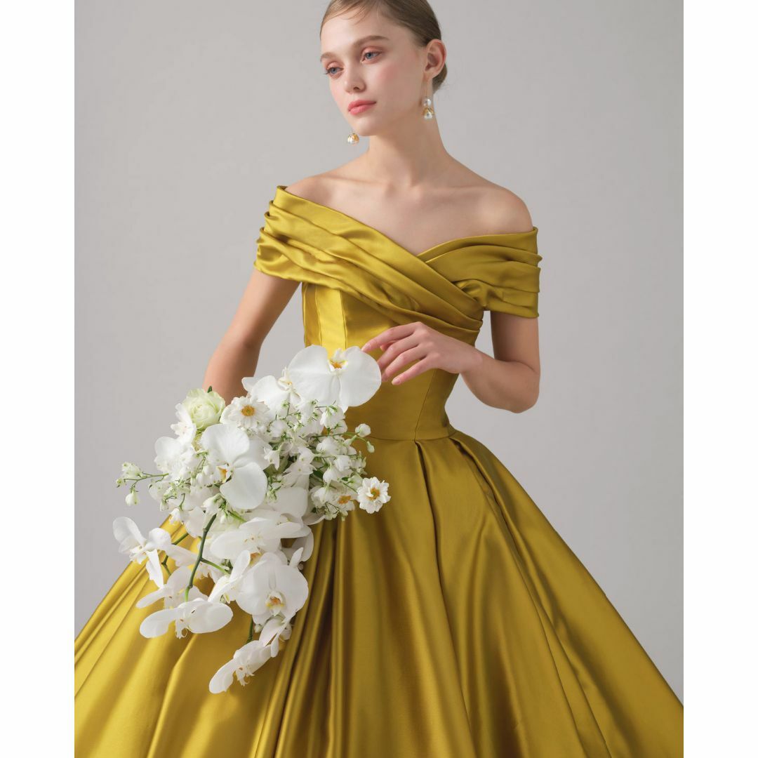 カラードレス イエロー オフショルダー 取り外しリボン プリンセスライン 披露宴 レディースのフォーマル/ドレス(ウェディングドレス)の商品写真