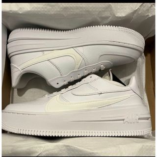 ナイキ(NIKE)の【新品未使用】Nike WMNS AIR FORCE 1 PLT.AF.ORM(スニーカー)