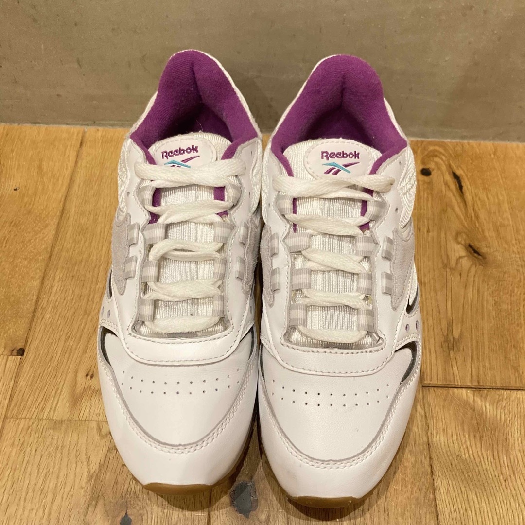 Reebok(リーボック)のReebok リーボック　レディース　クラシックレザー ATI 90’s W） レディースの靴/シューズ(スニーカー)の商品写真