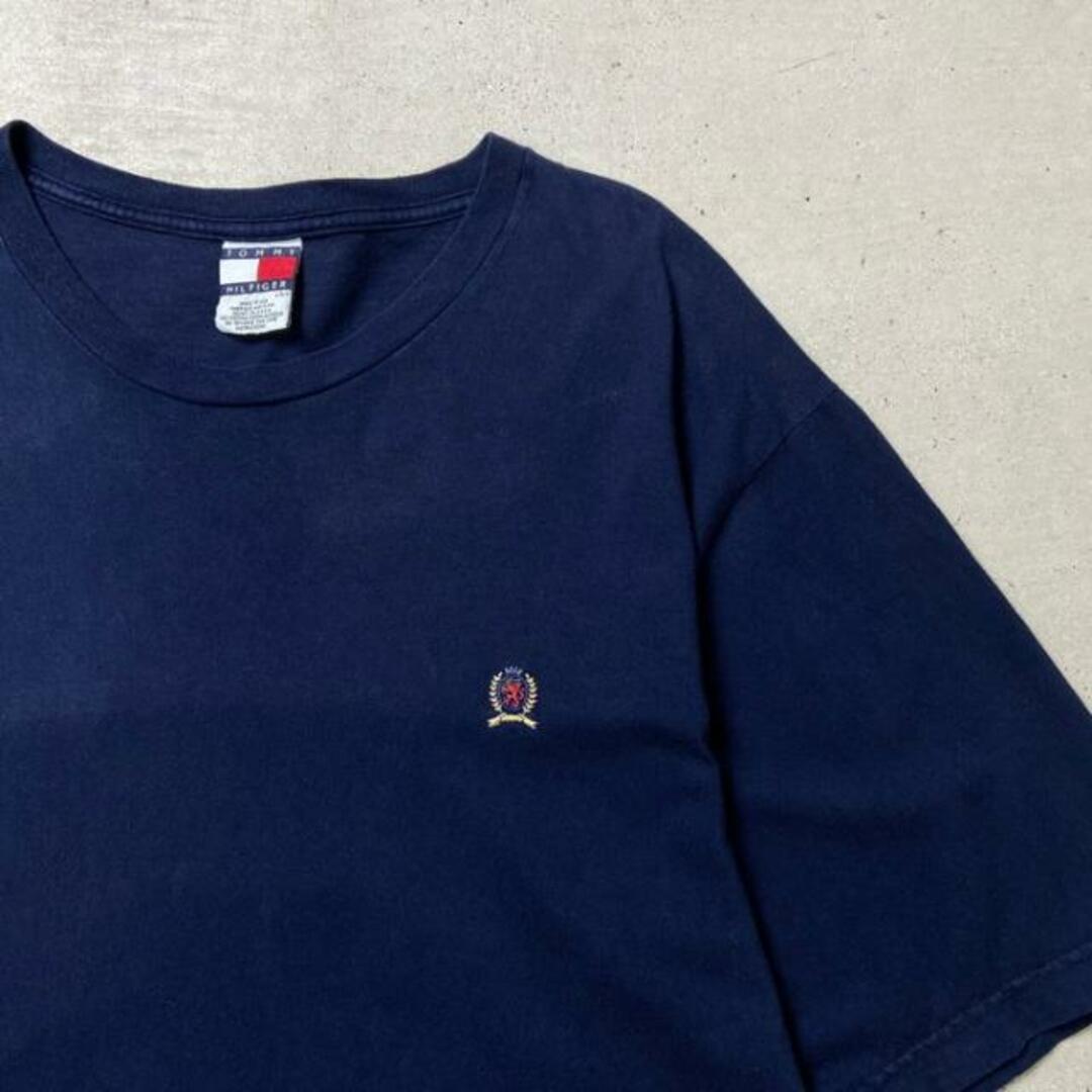 TOMMY HILFIGER(トミーヒルフィガー)の90年代 USA製  TOMMY HILFIGER トミーヒルフィガー ワンポイント刺繍 Tシャツ メンズL メンズのトップス(Tシャツ/カットソー(半袖/袖なし))の商品写真