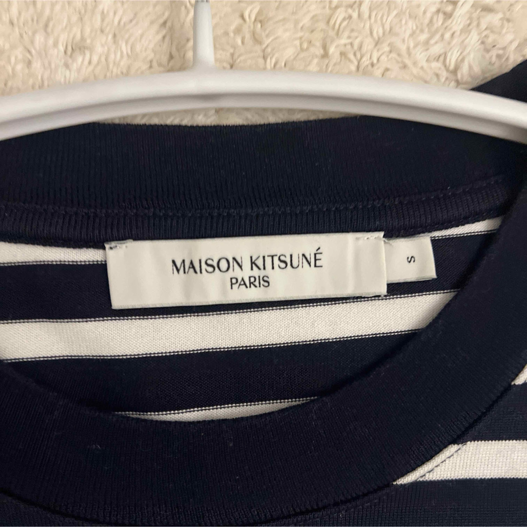 MAISON KITSUNE'(メゾンキツネ)のトリコロールフォックスパッチクラシックマリンTシャツ　S レディースのトップス(Tシャツ(長袖/七分))の商品写真