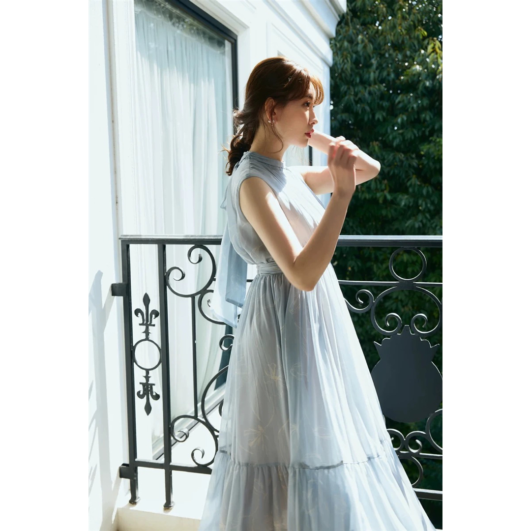 Her lip to(ハーリップトゥ)の【新品】Herlipto Tulip Chiffon Long Dress レディースのワンピース(ロングワンピース/マキシワンピース)の商品写真