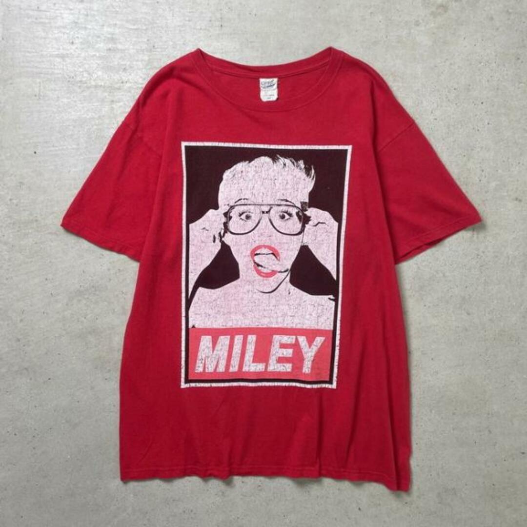 00年代 Miley Cyrus マイリー・サイラス アーティスト バンドTシャツ バンT ツアーT メンズL メンズのトップス(Tシャツ/カットソー(半袖/袖なし))の商品写真