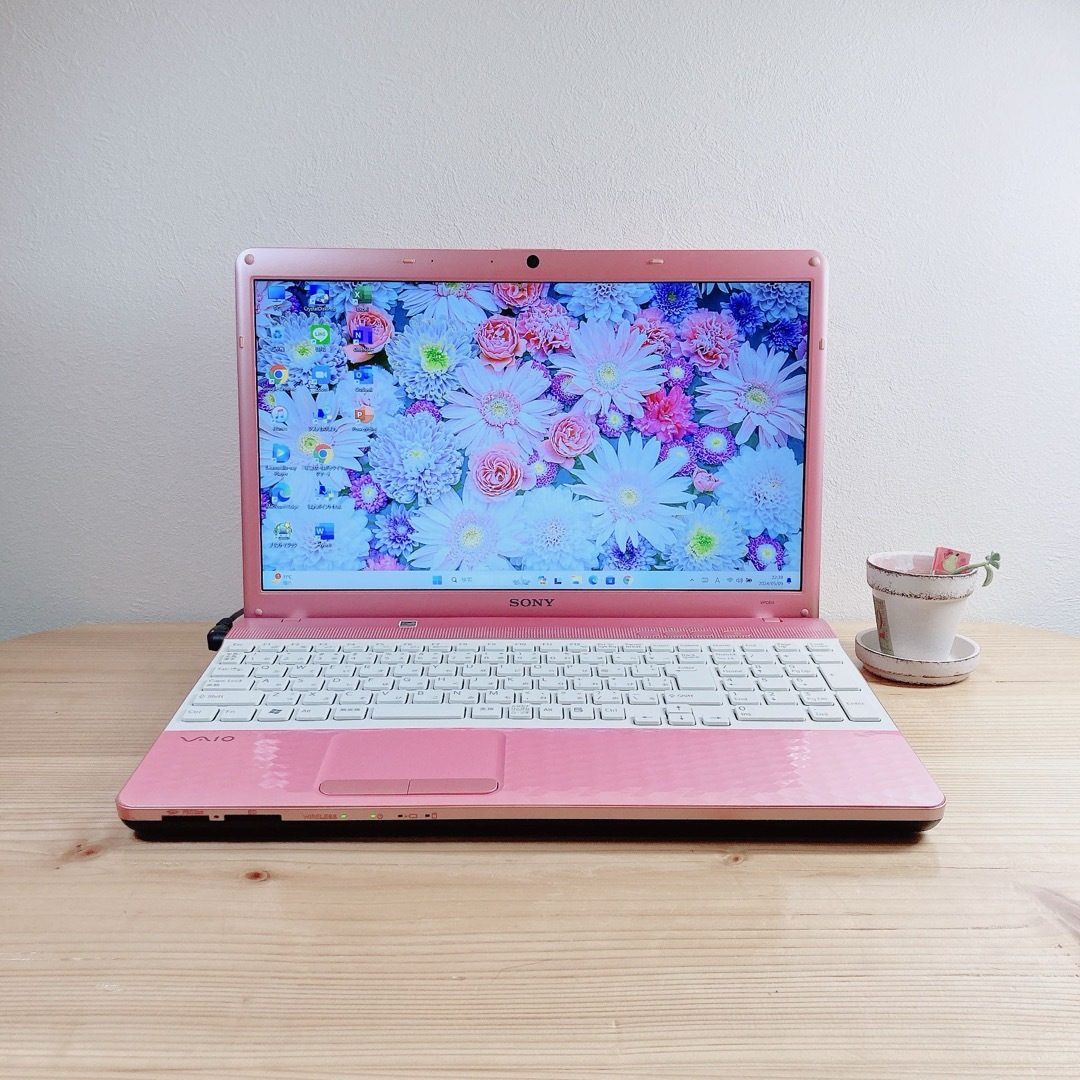【美品】VAIO/SSD/16GB/i7/Win11/ピンク/ノートパソコン 【美品】VAIO/SSD/16GB/i7/Win11/ピンク/ノートパソコン